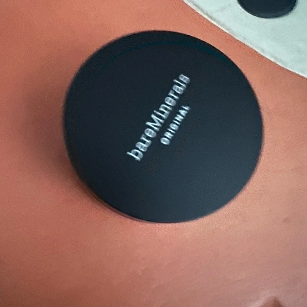 Bareminerals powder foundation Medium Tan 18 NWOB